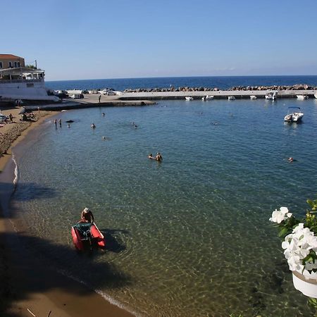 Elisa Villa Keramotá Buitenkant foto